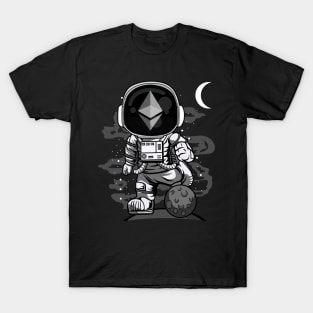 Astronaut ETH Ethereum Coin To The Moon Crypto Token Cryptocurrency Wallet Birthday Gift For Men Women Kids T-Shirt